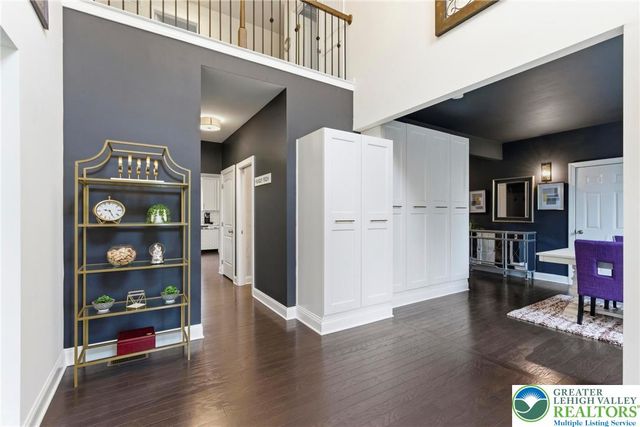 25 Crest Boulevard, Palmer Twp, PA 18045