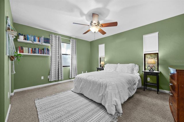 2134 NW 7TH TERRACE, Gainesville, FL 32609