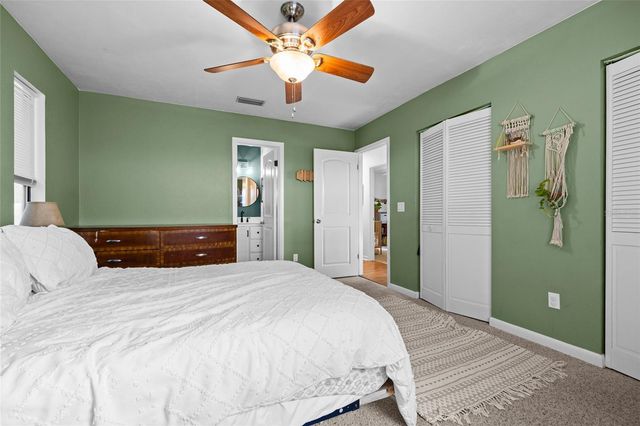 2134 NW 7TH TERRACE, Gainesville, FL 32609