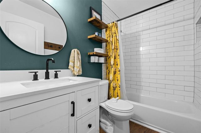 2134 NW 7TH TERRACE, Gainesville, FL 32609