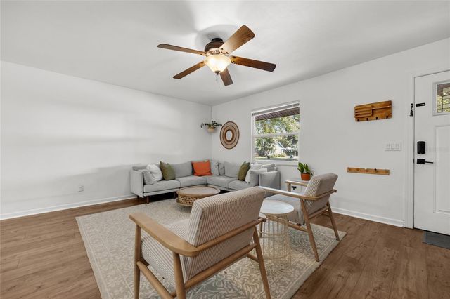 2134 NW 7TH TERRACE, Gainesville, FL 32609