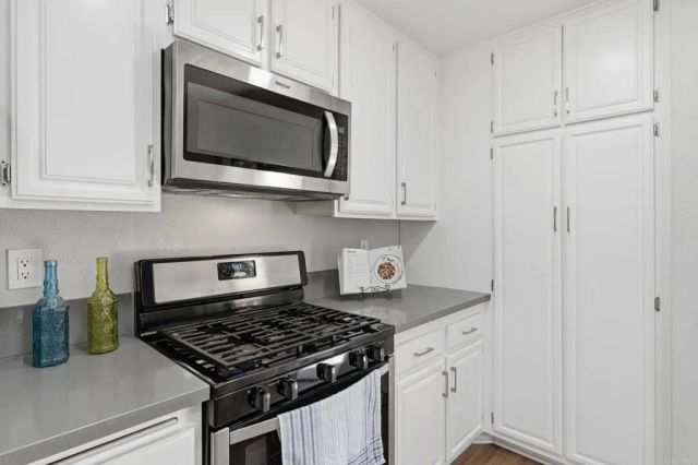 5980 Mission Center RD B, San Diego, CA 92123