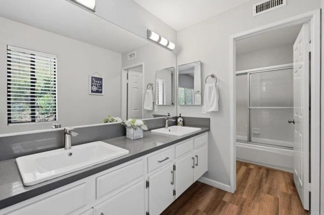 5980 Mission Center RD B, San Diego, CA 92123