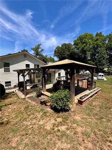 2134 Atkinson Lane, Lawrenceville, GA 30043