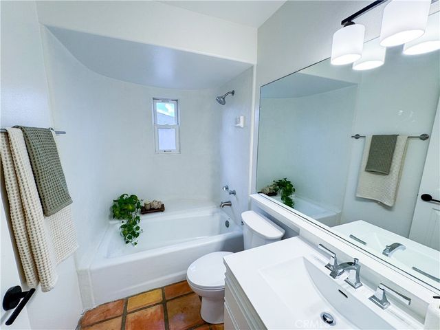 214 N Irena B, Redondo Beach, CA 90277
