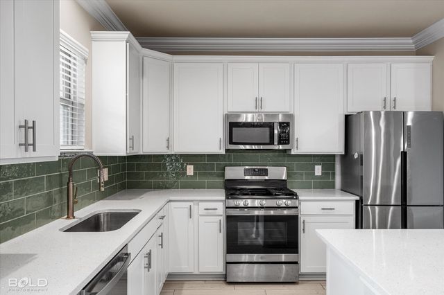 703 Crozier Drive, Bossier City, LA 71111