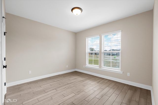 703 Crozier Drive, Bossier City, LA 71111