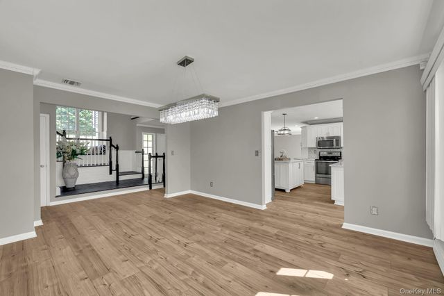176 Beverly Road, Chester, NY 10918
