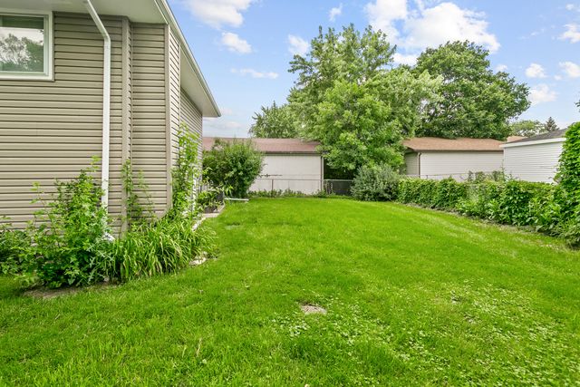 20031 Crescent Avenue, Lynwood, IL 60411