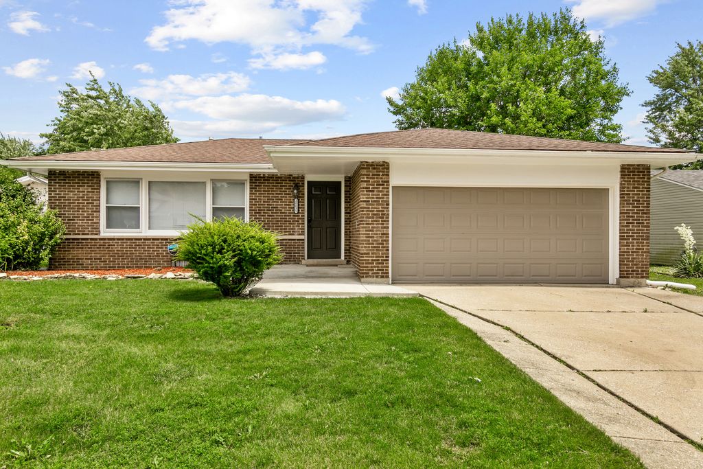 20031 Crescent Avenue, Lynwood, IL 60411