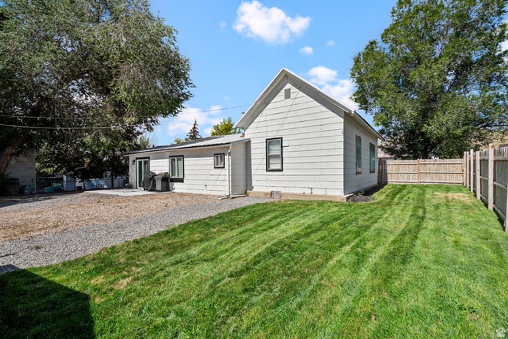 Image 18 of property listing at 246 E 100 N, Coalville, UT 84017