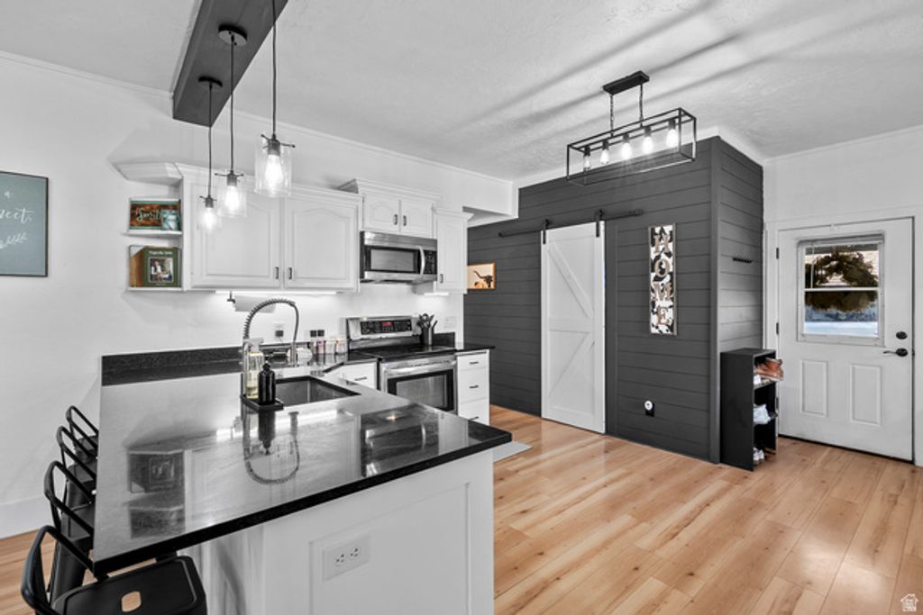 Image 3 of property listing at 246 E 100 N, Coalville, UT 84017