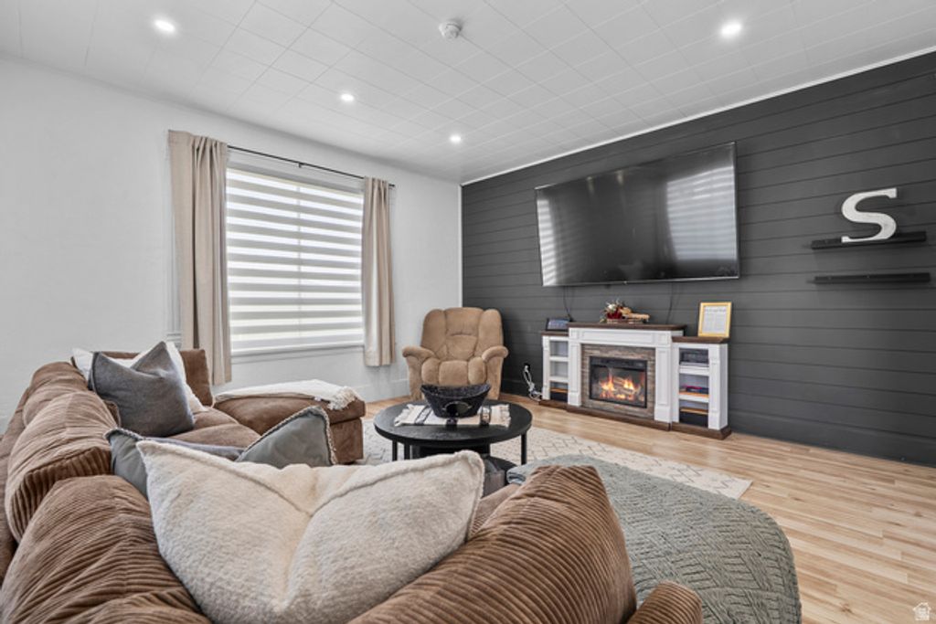 Image 7 of property listing at 246 E 100 N, Coalville, UT 84017