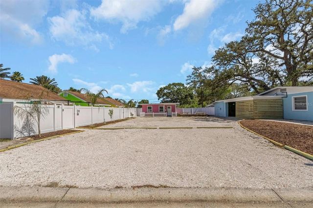 1500 CLEARWATER LARGO ROAD N, Largo, FL 33770