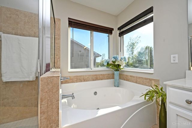 8265 Windy Harbor Way, West Chester, OH 45069