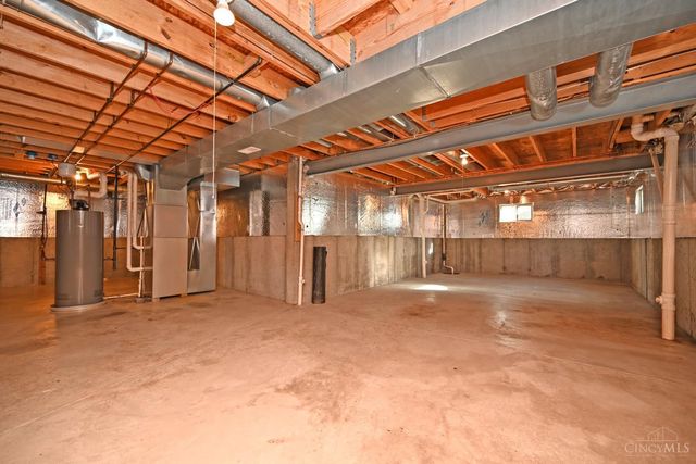 8265 Windy Harbor Way, West Chester, OH 45069