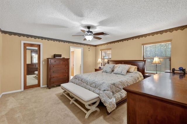 4141 LAKE FOREST STREET, Mount Dora, FL 32757