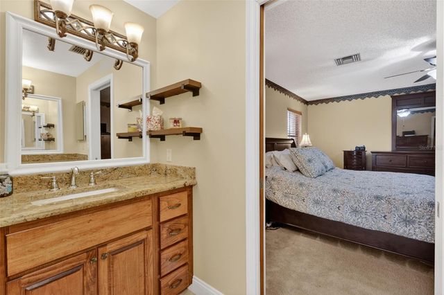 4141 LAKE FOREST STREET, Mount Dora, FL 32757