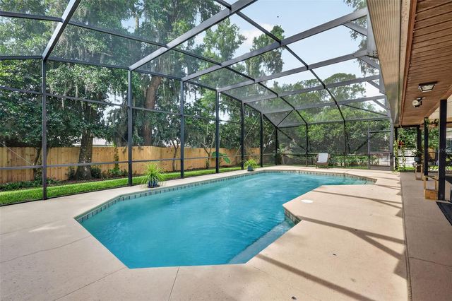 4141 LAKE FOREST STREET, Mount Dora, FL 32757