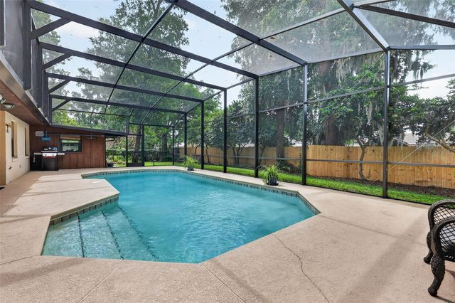 4141 LAKE FOREST STREET, Mount Dora, FL 32757