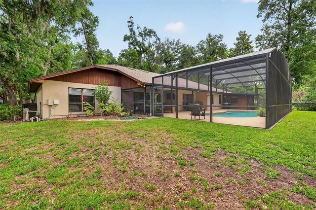 4141 LAKE FOREST STREET, Mount Dora, FL 32757