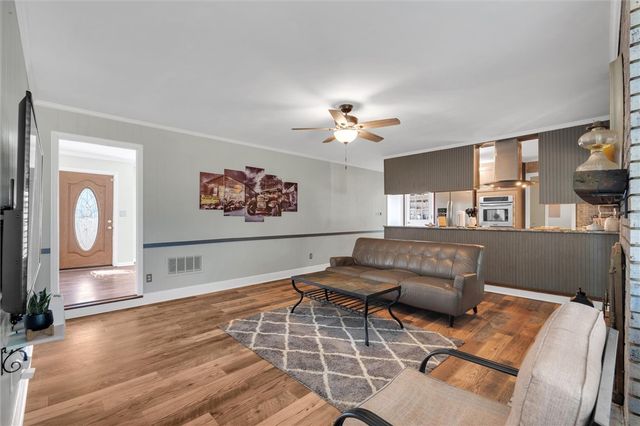 23 Wolseley Road, Greenville, SC 29615