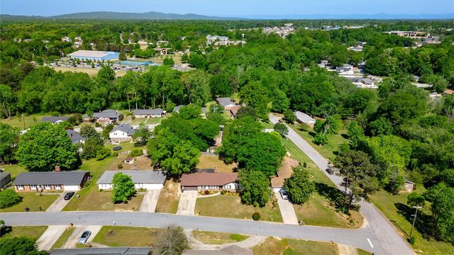 23 Wolseley Road, Greenville, SC 29615