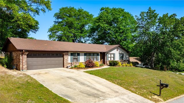 23 Wolseley Road, Greenville, SC 29615