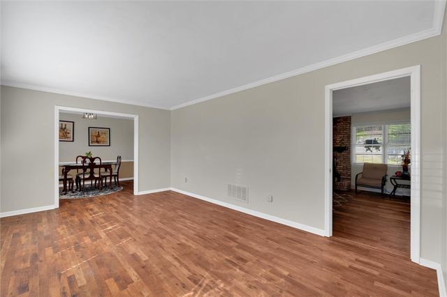 23 Wolseley Road, Greenville, SC 29615