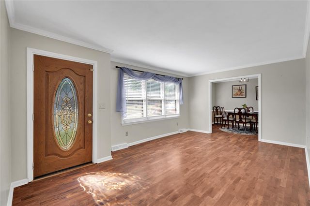 23 Wolseley Road, Greenville, SC 29615