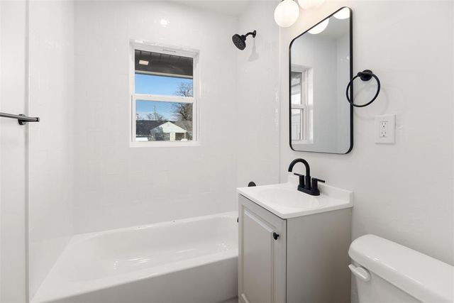 2728 W Eubanks Street, Oklahoma City, OK 73112