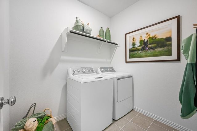 2332 Buffalo Bayou Way, Crandall, TX 75114