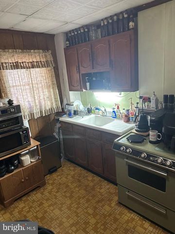 258 MCKINLEY ST, Bristol, PA 19007