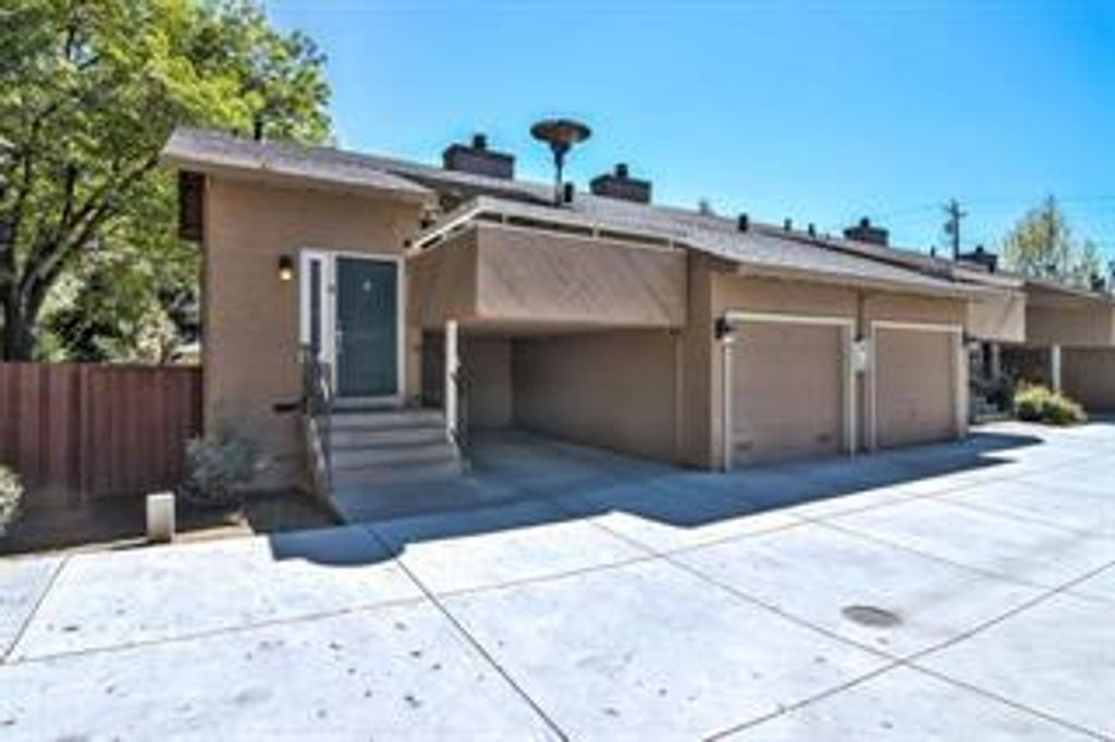 2128 Canoas Garden D, San Jose, CA 95125