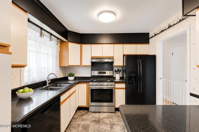 4 Emerson Place, Neptune City, NJ 07753