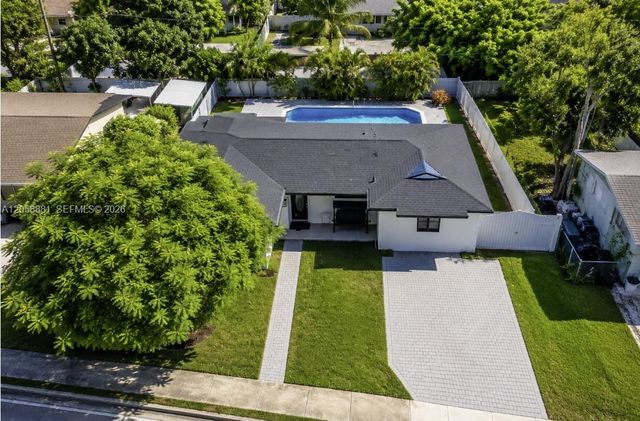 10364 Fairway Heights Boulevard, Miami, FL 33157