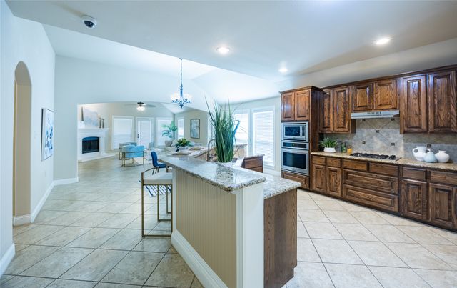 10301 Paul Revere Way, Mckinney, TX 75072