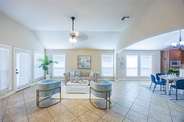 10301 Paul Revere Way, Mckinney, TX 75072