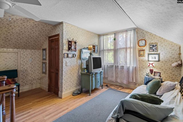 1009 Lafayette Avenue, Cayce, SC 29033