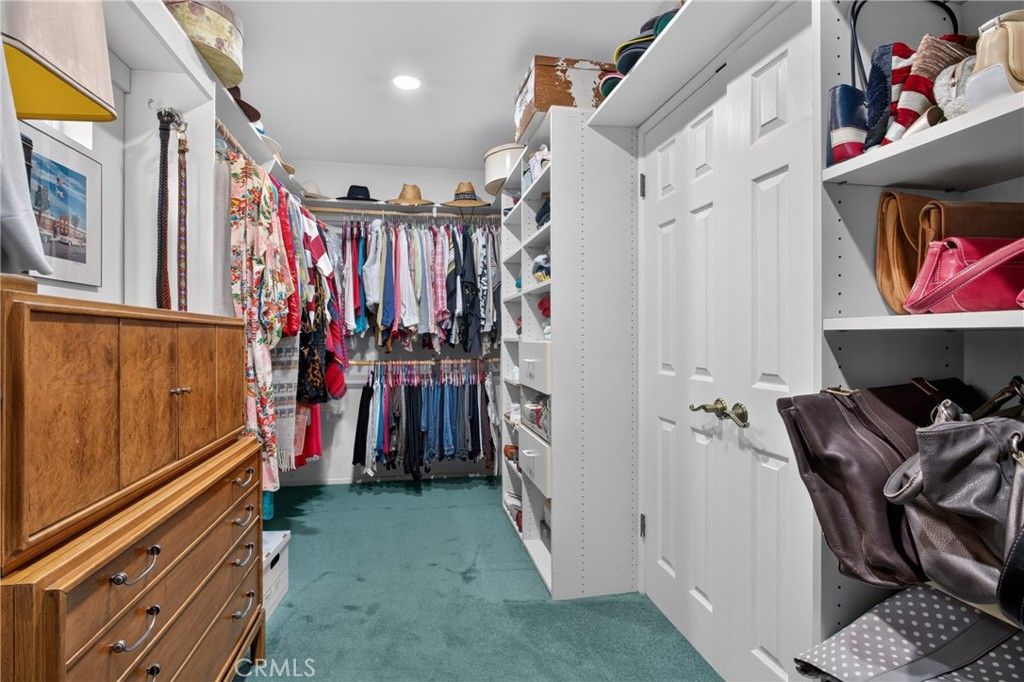 Image 19 of property listing at 10315 Beckford, Porter Ranch, CA 91326