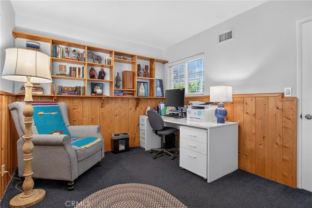 Image 28 of property listing at 10315 Beckford, Porter Ranch, CA 91326