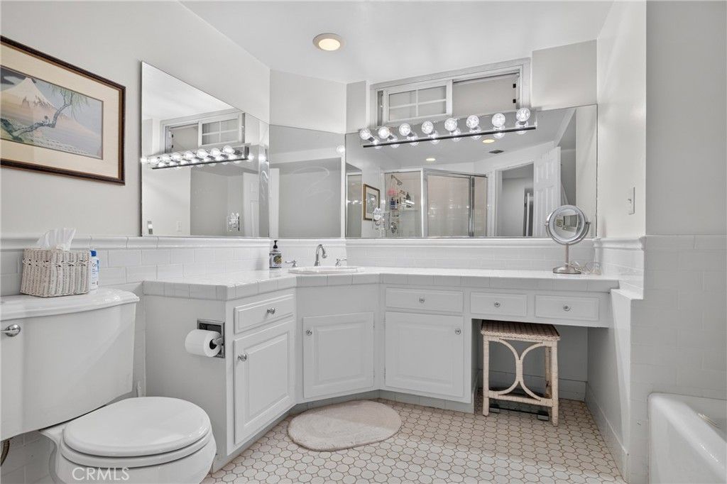 Image 30 of property listing at 10315 Beckford, Porter Ranch, CA 91326
