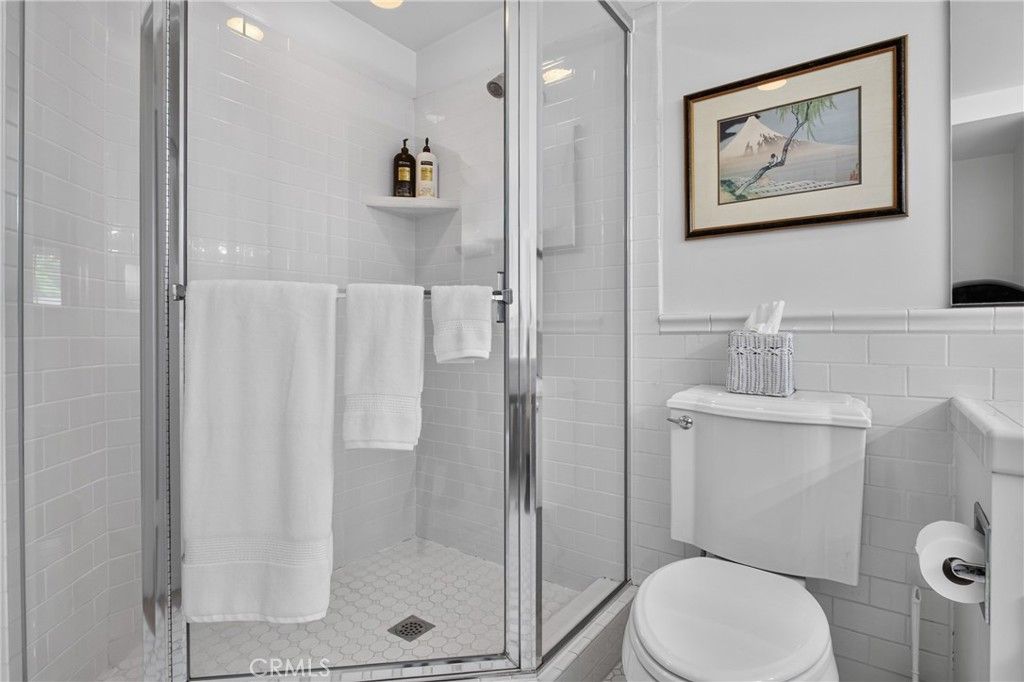 Image 32 of property listing at 10315 Beckford, Porter Ranch, CA 91326