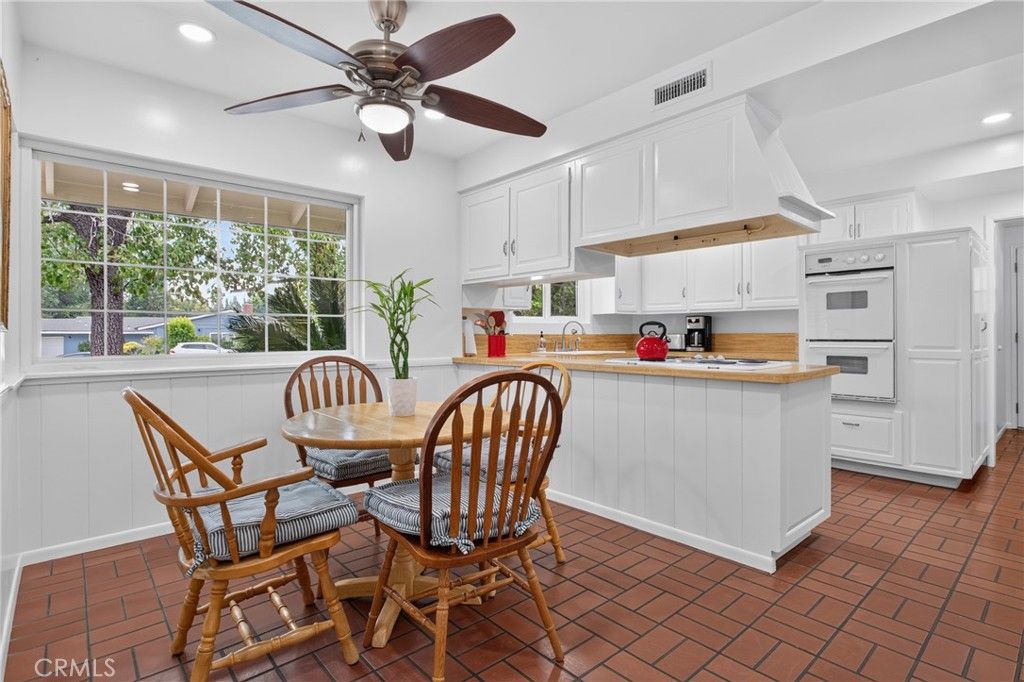 Image 37 of property listing at 10315 Beckford, Porter Ranch, CA 91326