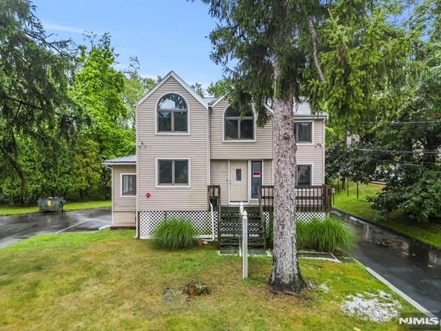 132 Little Falls Road, Fairfield, NJ 07004