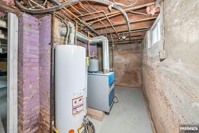 132 Little Falls Road, Fairfield, NJ 07004