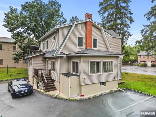 132 Little Falls Road, Fairfield, NJ 07004