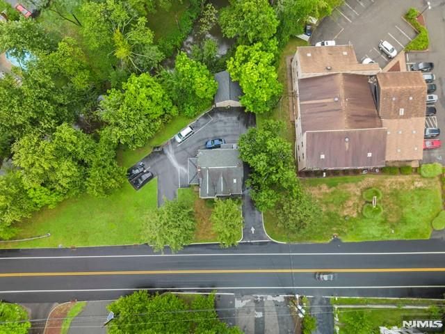 132 Little Falls Road, Fairfield, NJ 07004