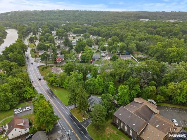 132 Little Falls Road, Fairfield, NJ 07004