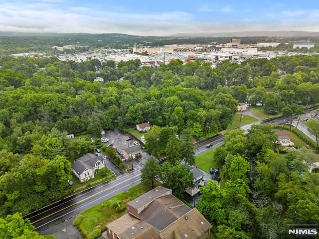 132 Little Falls Road, Fairfield, NJ 07004